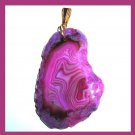 94ct Magenta AGATE Freeform Shaped Gemstone 10K Yellow Gold Pendant