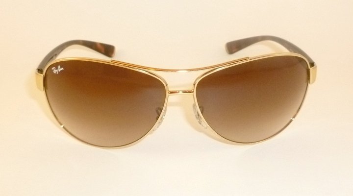 New  RAY BAN  Sunglasses Gold Frame  RB 3386 001/13  Gradient Brown Lenses  67mm
