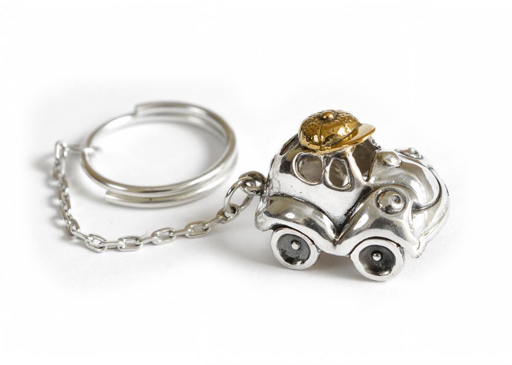 Silver Keychain "A Car"