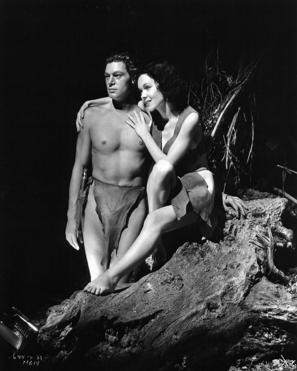 JOHNNY WEISSMULLER AND MAUREEN O'SULLIVAN IN 'TARZAN AND HIS MATE...