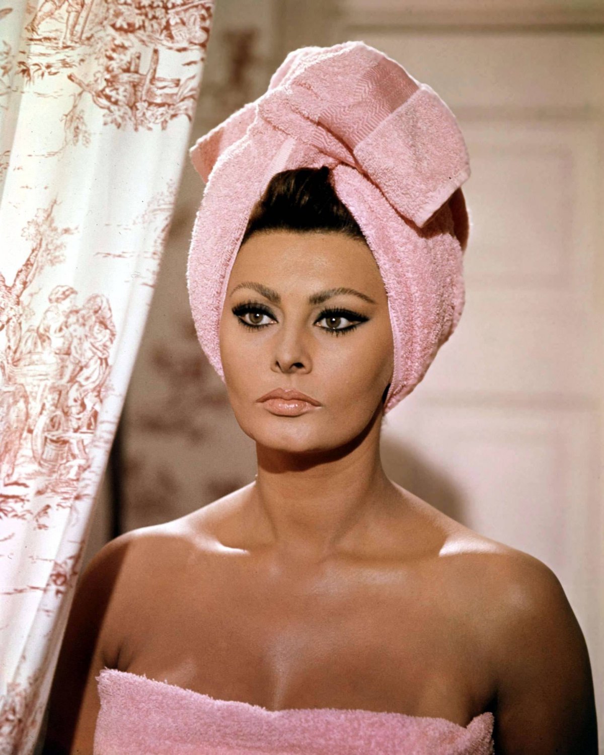 Actress Sophia Loren In The Film Arabesque 8x10 Publicity Photo Ep