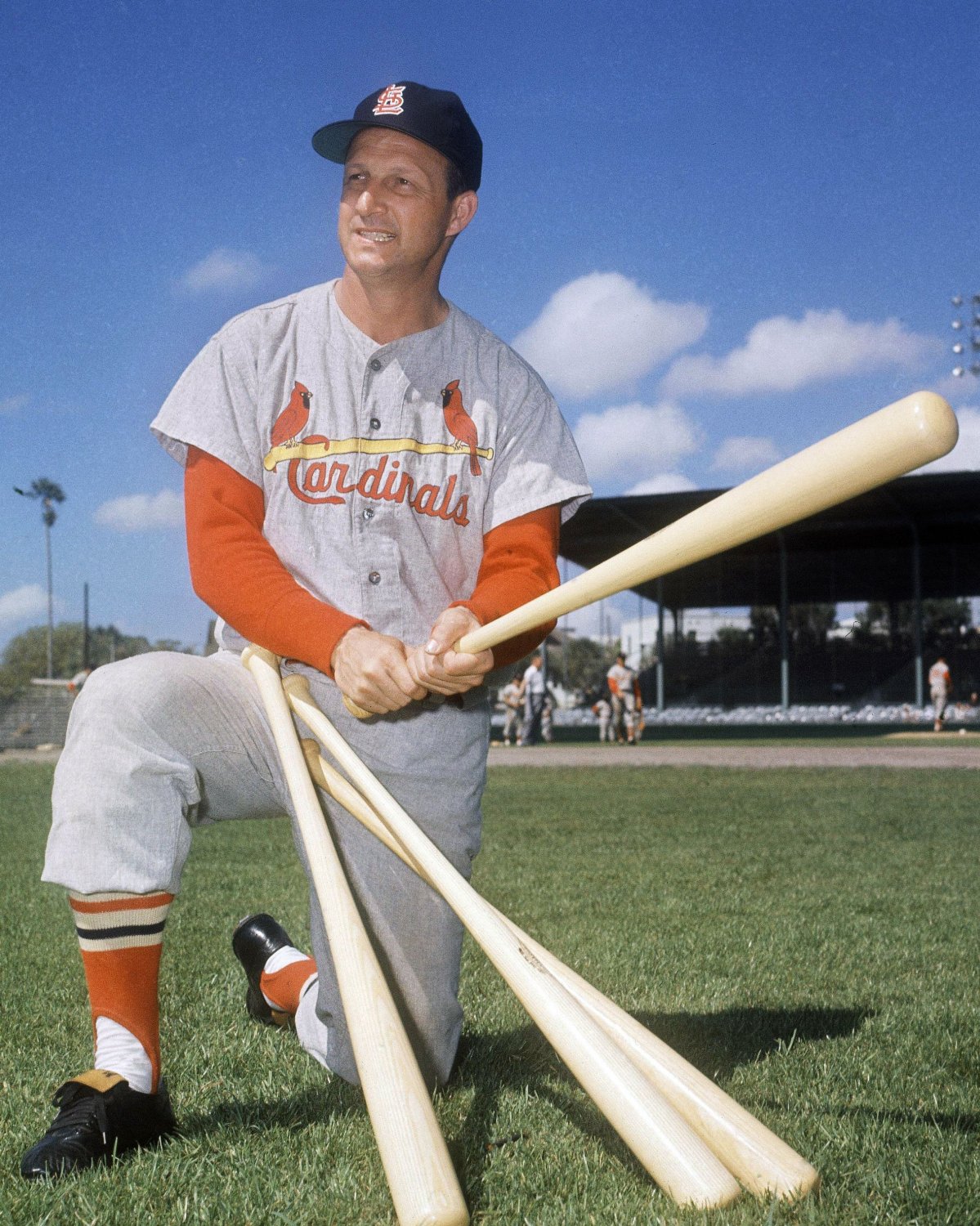 STAN "THE MAN" MUSIAL ST. LOUIS CARDINALS LEGEND - 8X10 PHOTO (AA-935)