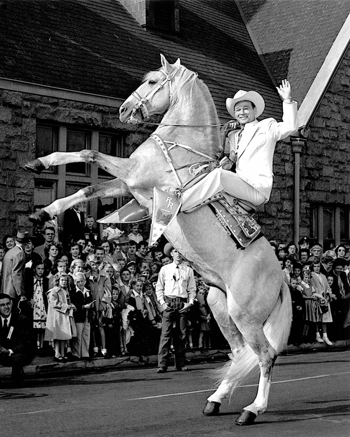 COWBOY SINGER & ACTOR ROY ROGERS AND HIS HORSE TRIGGER - 8X10 PHOTO (EP ...