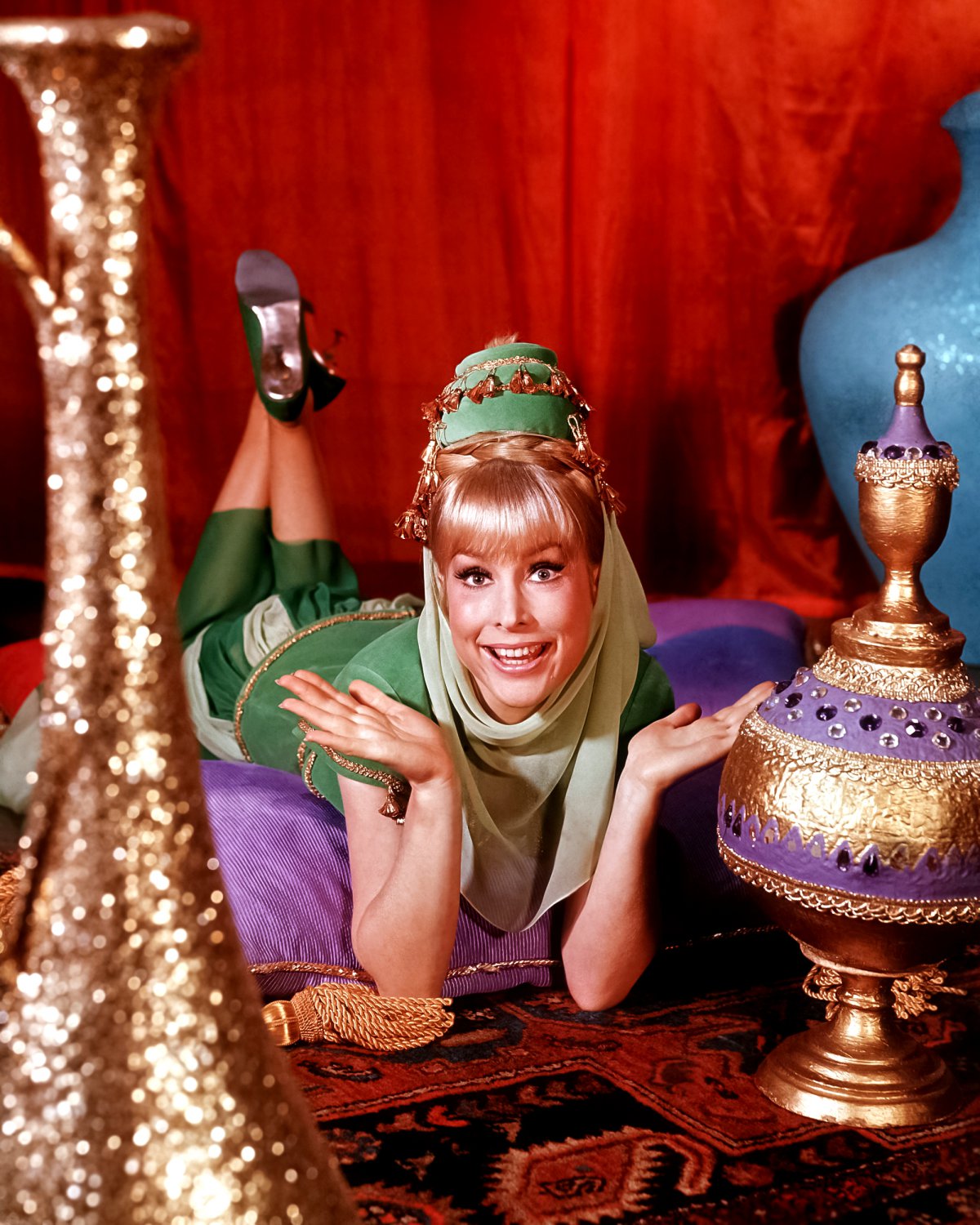 JEANNIE' (XEE-078) Barbara Eden (as Jeannie) in a publicity photo for ...