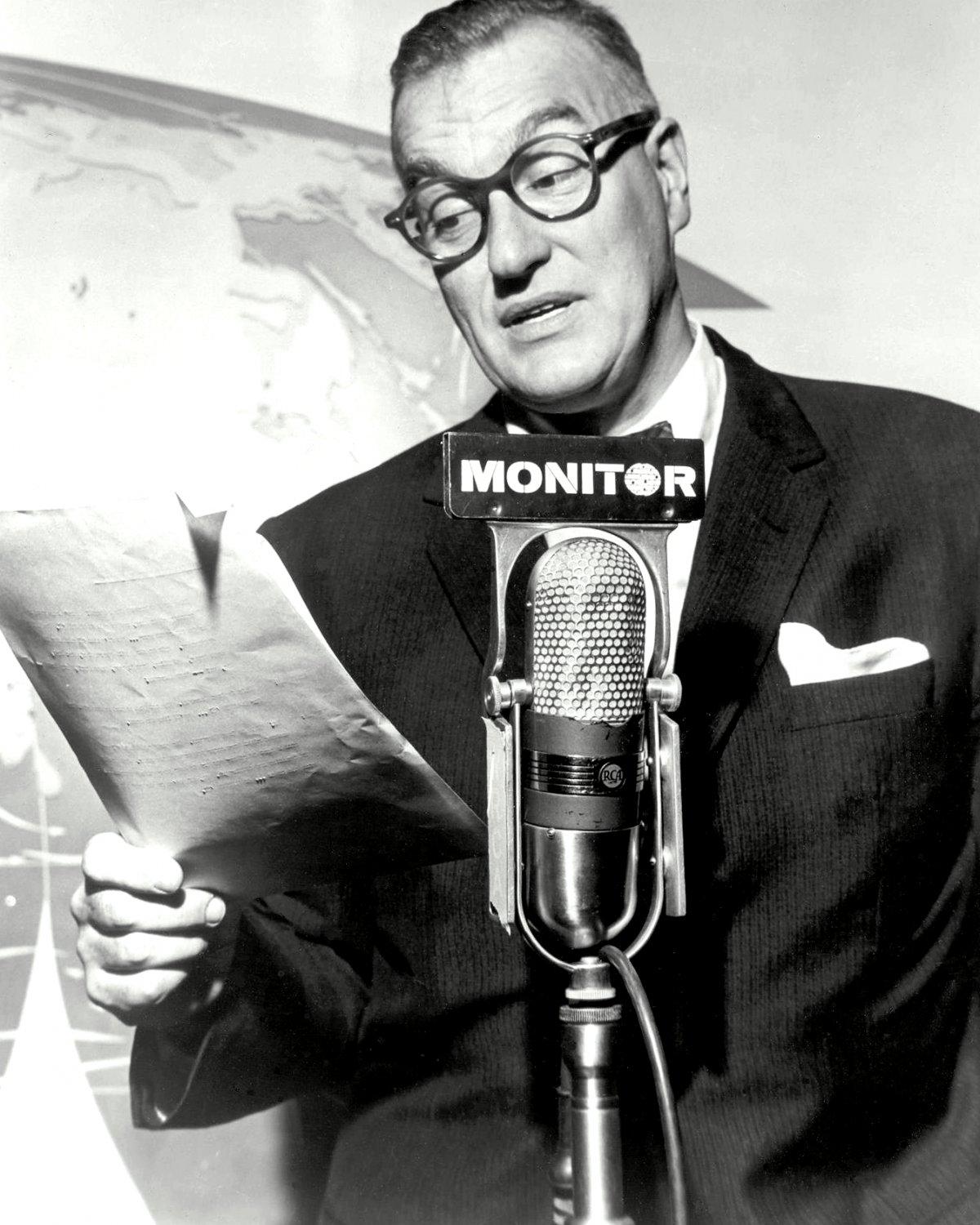 DAVE GARROWAY ORIGINAL HOST OF NBC's "TODAY SHOW" 8X10 PUBLICITY PHOTO (ZZ-883)