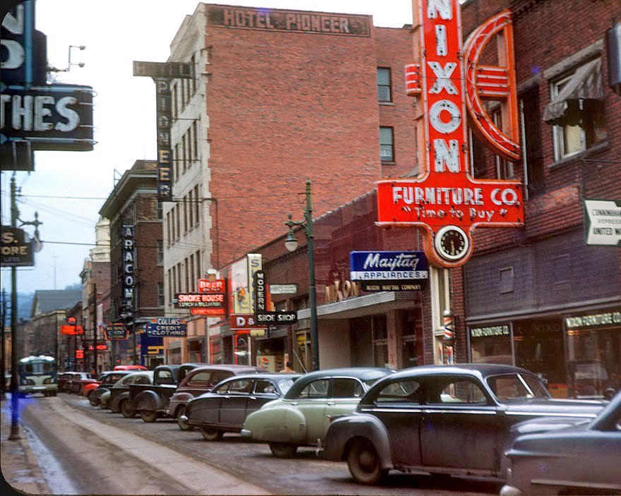 MAIN STREET IN DOWNTOWN LOGAN, WEST VIRGINIA, CIRCA 1950 8X10 PHOTO