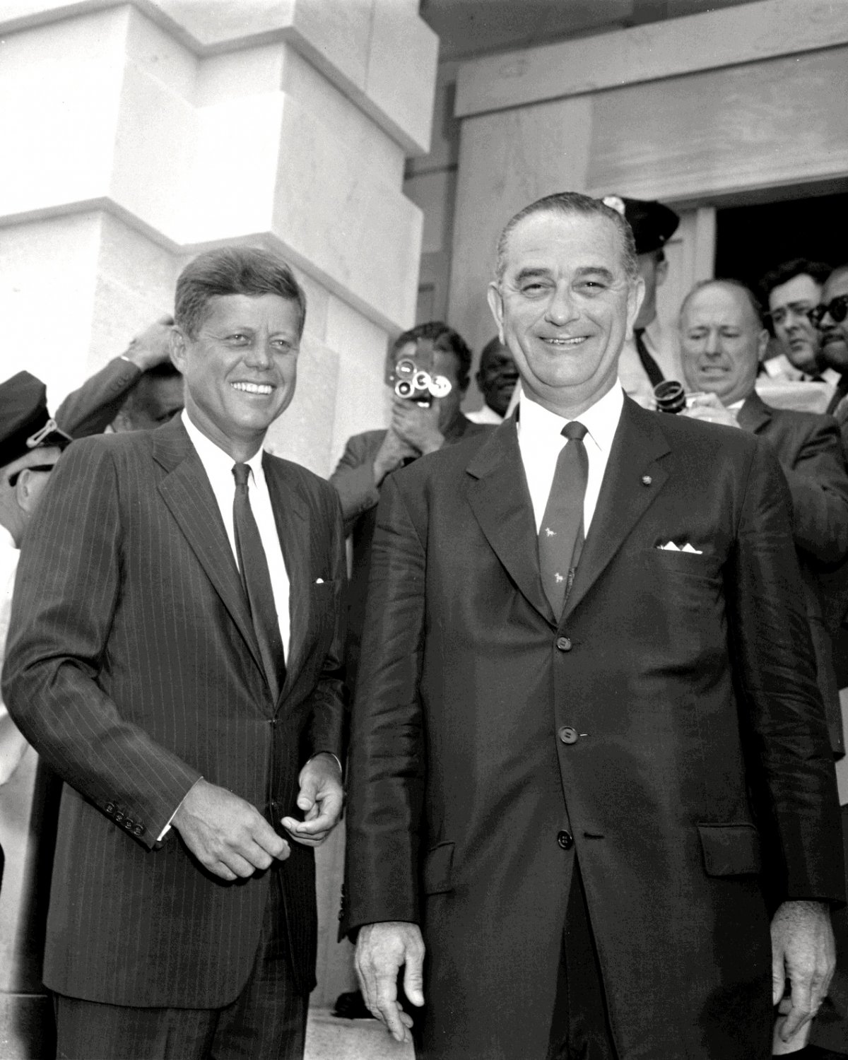 SENATORS JOHN F. KENNEDY AND LYNDON B. JOHNSON AUGUST 1960 - 8X10 PHOTO ...