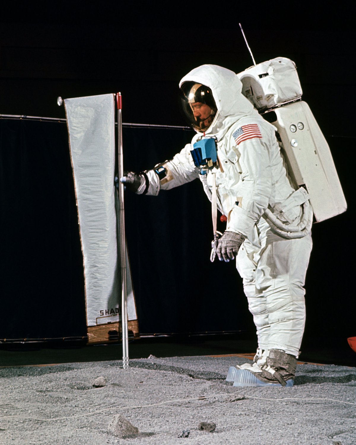 BUZZ ALDRIN APOLLO 11 ASTRONAUT DURING TRAINING - 8X10 NASA PHOTO (ZZ-586)