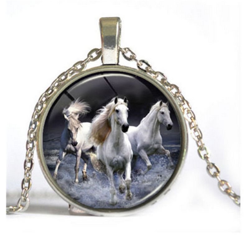 Хорс серебряный. Кулон лошадь серебро женский. Браслет лошадь серебро. Кольцо лошадь серебро бежит.