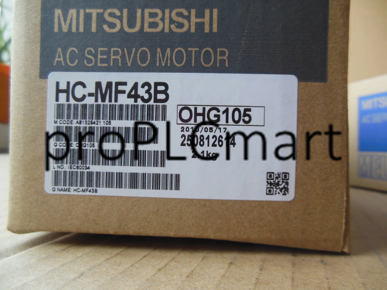 MITSUBISHI SERVO MOTOR HC-MF43B FREE EXPEDITED SHIPPING HCMF43B NEW