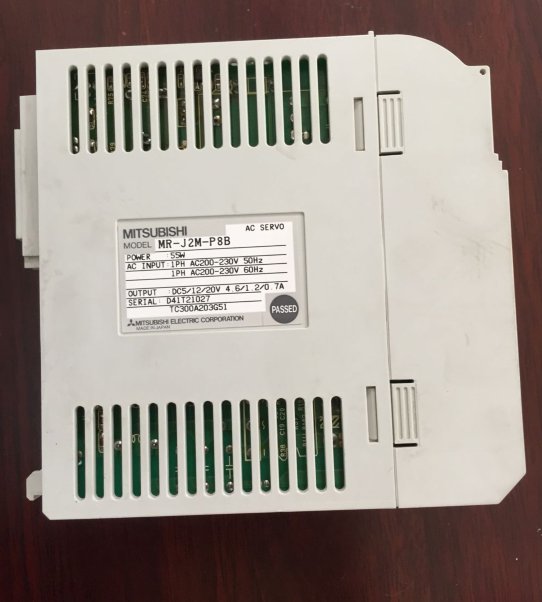 Mitsubishi Servo Drive MR-J2M-P8B EXPEDITED SHIPPING MRJ2MP8B USED