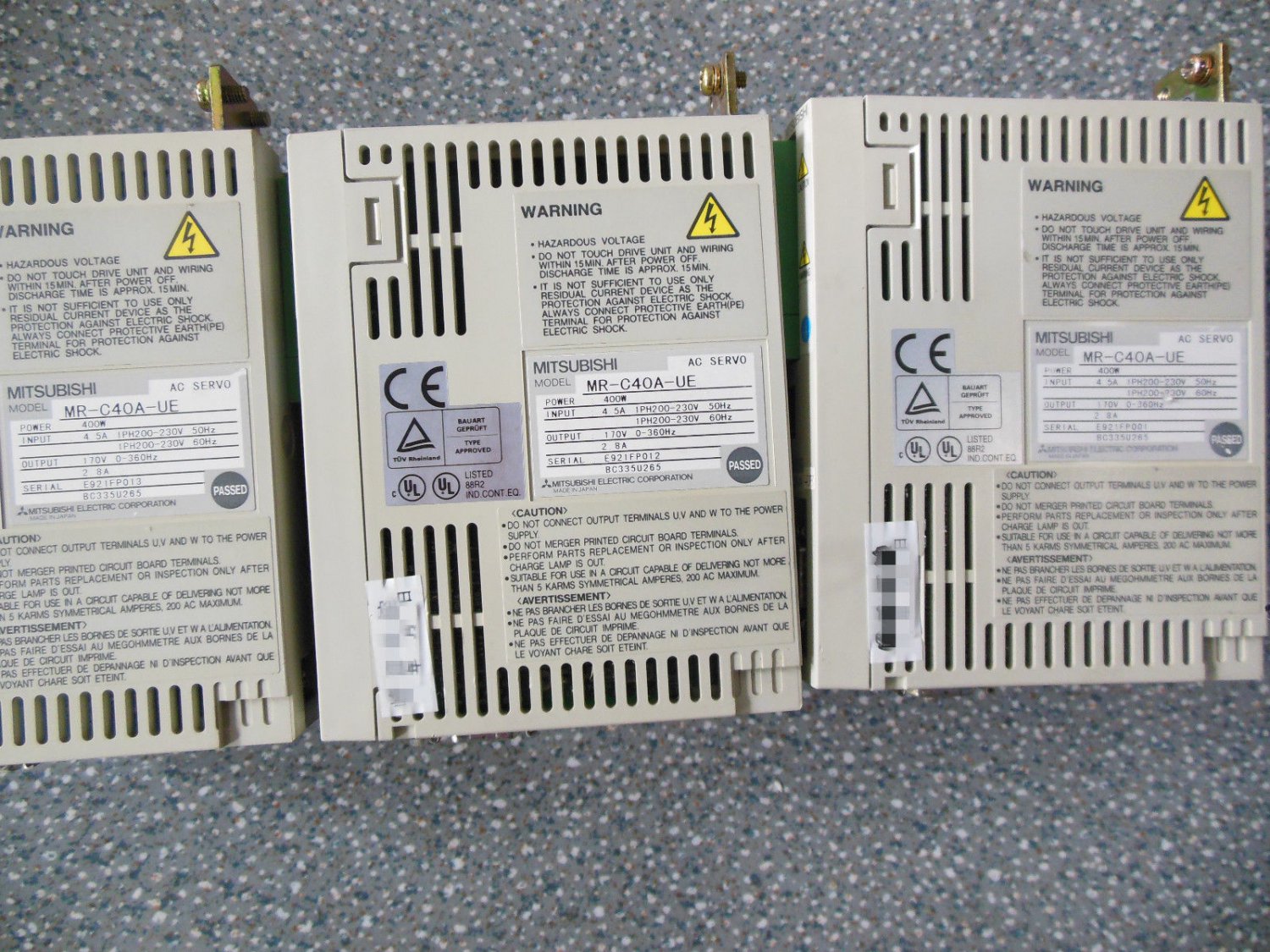 MITSUBISHI SERVO DRIVE MR-C40A-UE EXPEDITED SHIPPING MRC40AUE USED