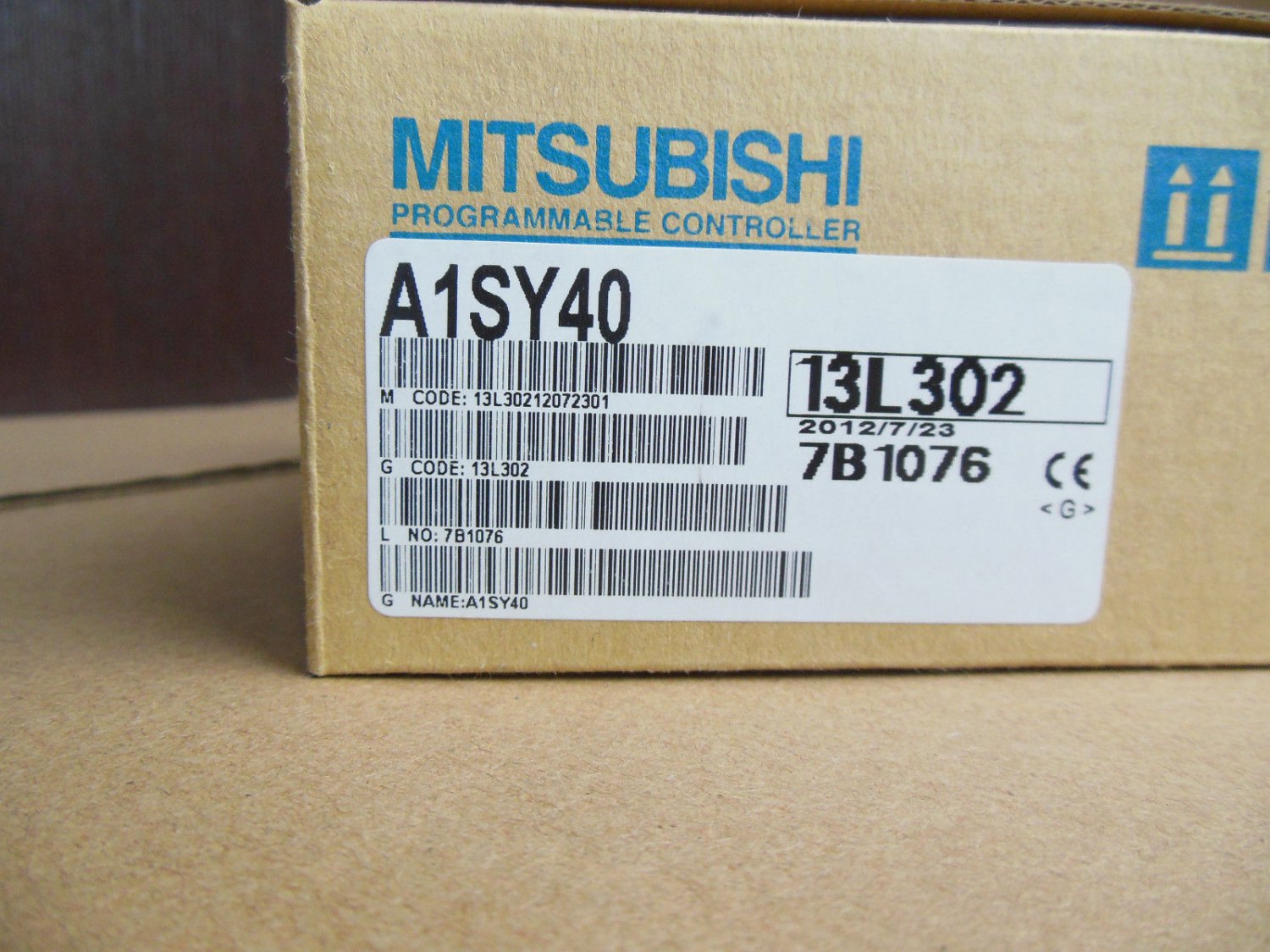 MITSUBISHI PLC A1SY40 FREE EXPEDITED SHIPPING NEW