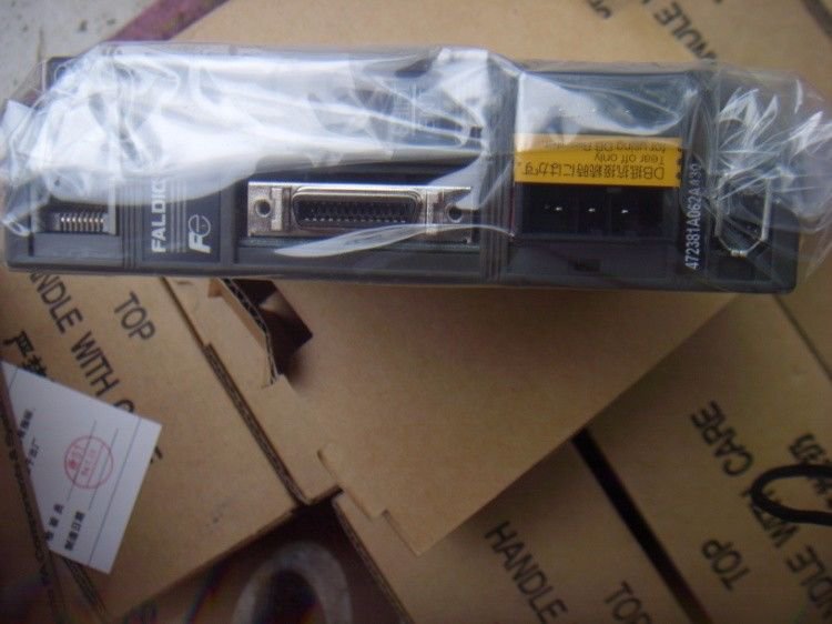 NEW&ORIGIANL AC SERVO DRIVER RYB500S3-VBC