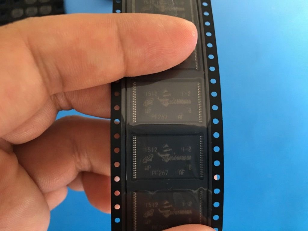 MT29F8G08ABABAWP MT29F8G08ABA 29F8G08ABABA TSOP-48 2pcs/lot