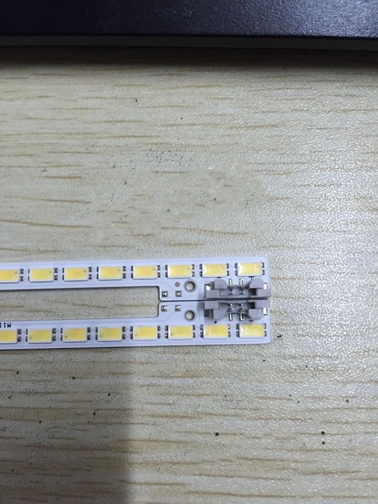 A Pair ! BN64-01639A 2011SVS40-FHD-5K6K-LEFT/RIGHT LED Backlight 62LEDS 440MM