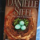 Family Ties, Novel By Danielle Steel, Drama, Romance, Paperback Book