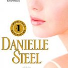 H.R.H. [Mass Market Paperback] [Sep 25, 2007] Steel, Danielle