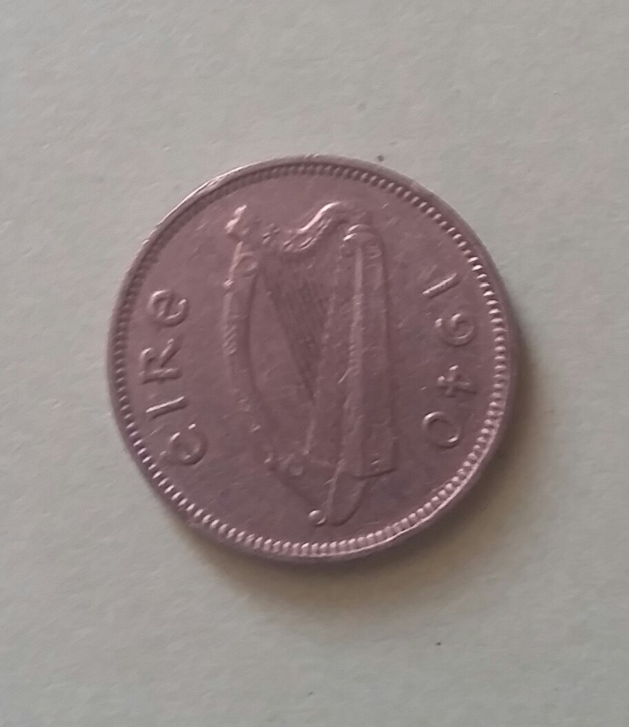 Irish pre-decimal 1940 Éire leath Reul 3d / truppeny bit