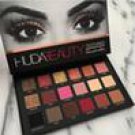 Huda Beauty 18 Color Matte Shimmer palette