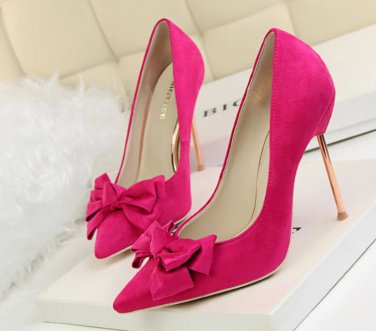 86h095 sweet butterfly stiletto pump, nubuck leather available US Size 4-8.5, rosary red