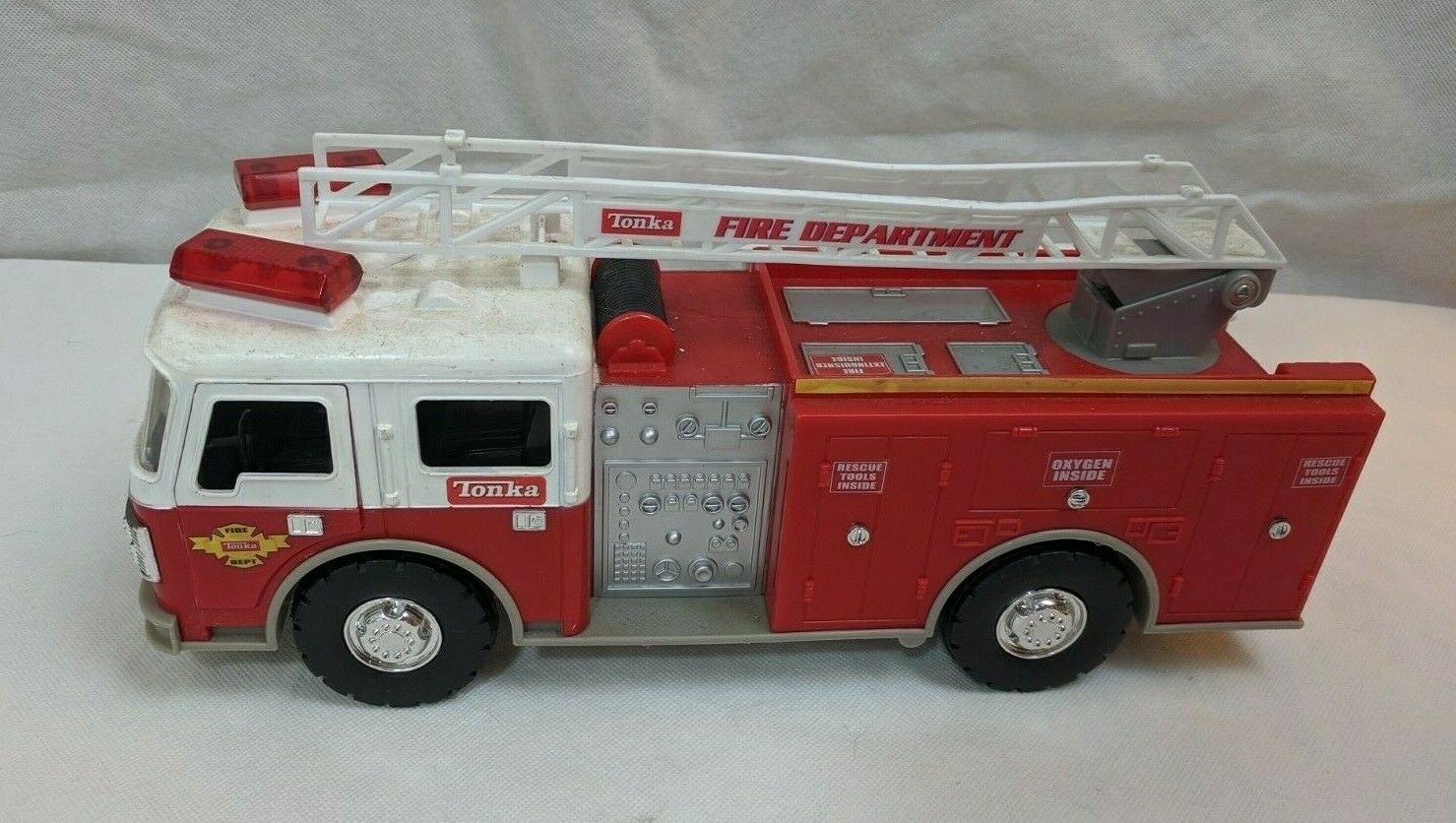 Hasbro Tonka Fire Dept Truck Toy Vehicle USED Lights/Sound 13