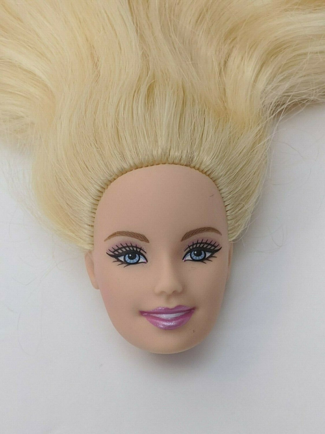 Barbie Doll HEAD ONLY 1998 Mold Pink/Tan Eyeshadow