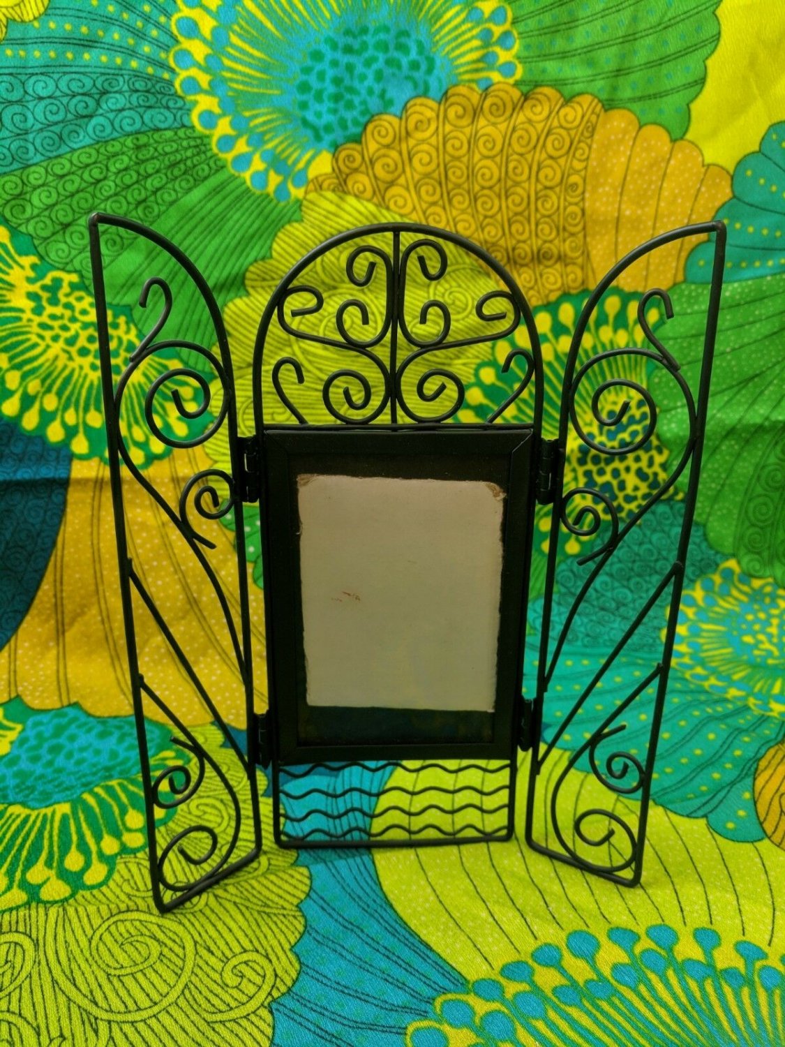 Picture Frame Miniature Door/Window Frame, Hinged Doors, for 4.5" x 2.75" Photo