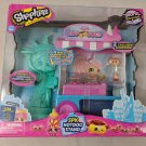 Shopkins USA Hotdog Stand Playset & Statue of Liberty, 4 Mini Shopkins 2 Regular