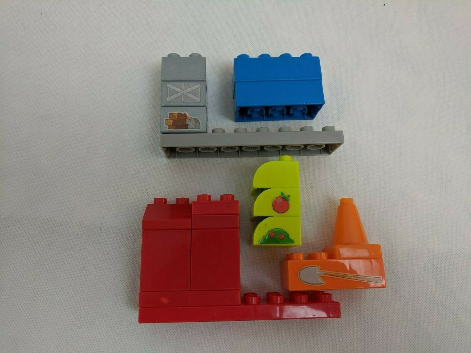 Mega Bloks Medium-size Blocks Red/Blue/Orange/Green/Silver 18-pc Lot Asst Shapes