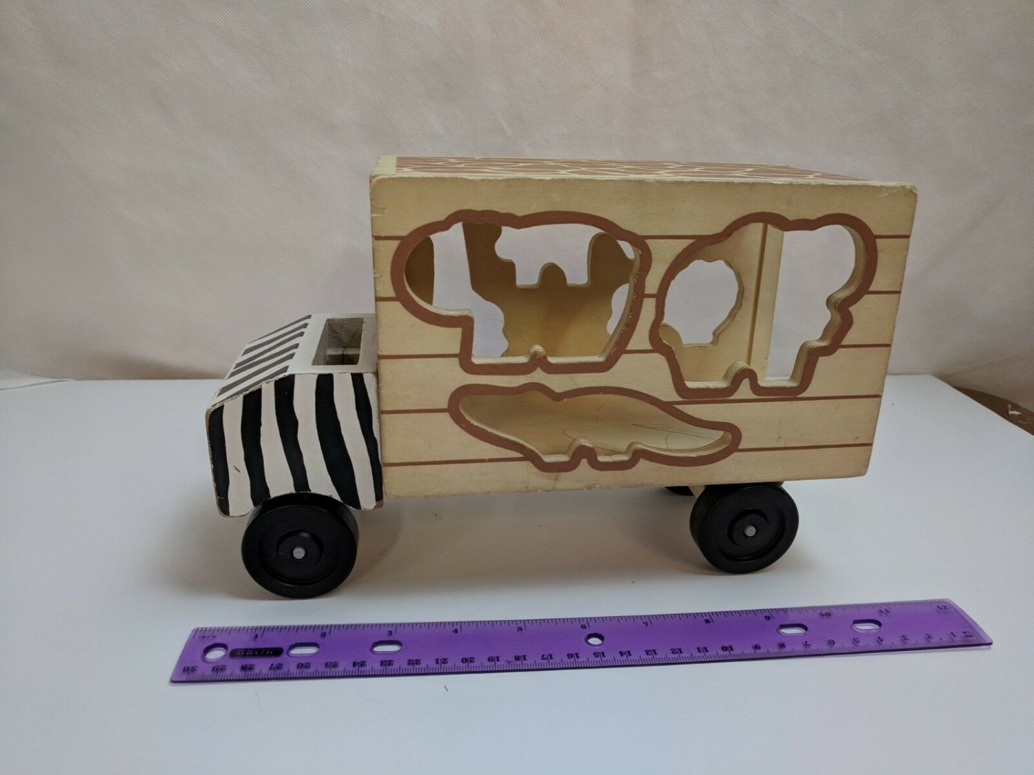 Melissa & Doug #5180 Safari Shape-Sorting Truck Wooden Toy VEHICLE ONLY USED