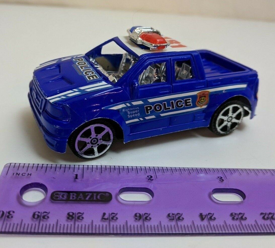 Righteous Super Speed The City Guards Blue Police Truck Pull-back Toy 3.5" Long