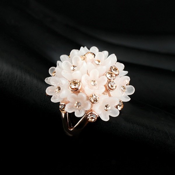 2016 Punk Flower Diamond Ring