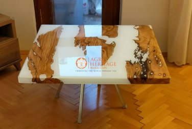 White Epoxy Resin Wood Custom Corridor Dining Table Tops Handmade Living Decor