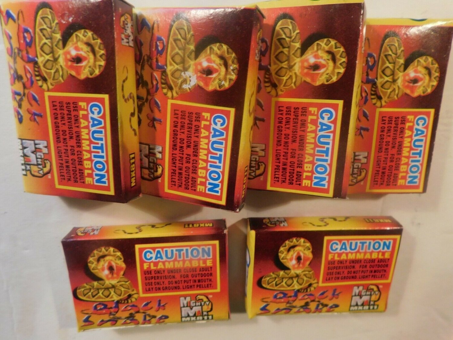 36 pcs Mighty Max Black Snakes Fireworks 6 Boxes 6 Pcs Per Box Set