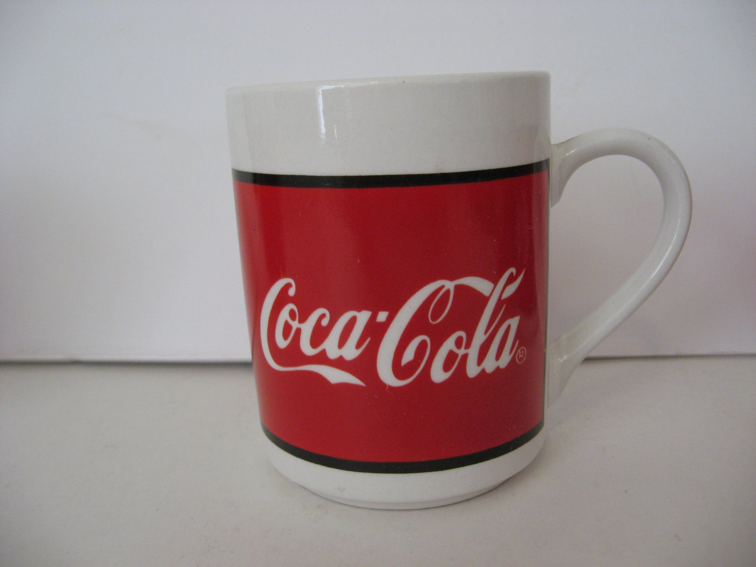 Set Of 4 - Retro Coca Cola Collectors Coffee Tea Mugs