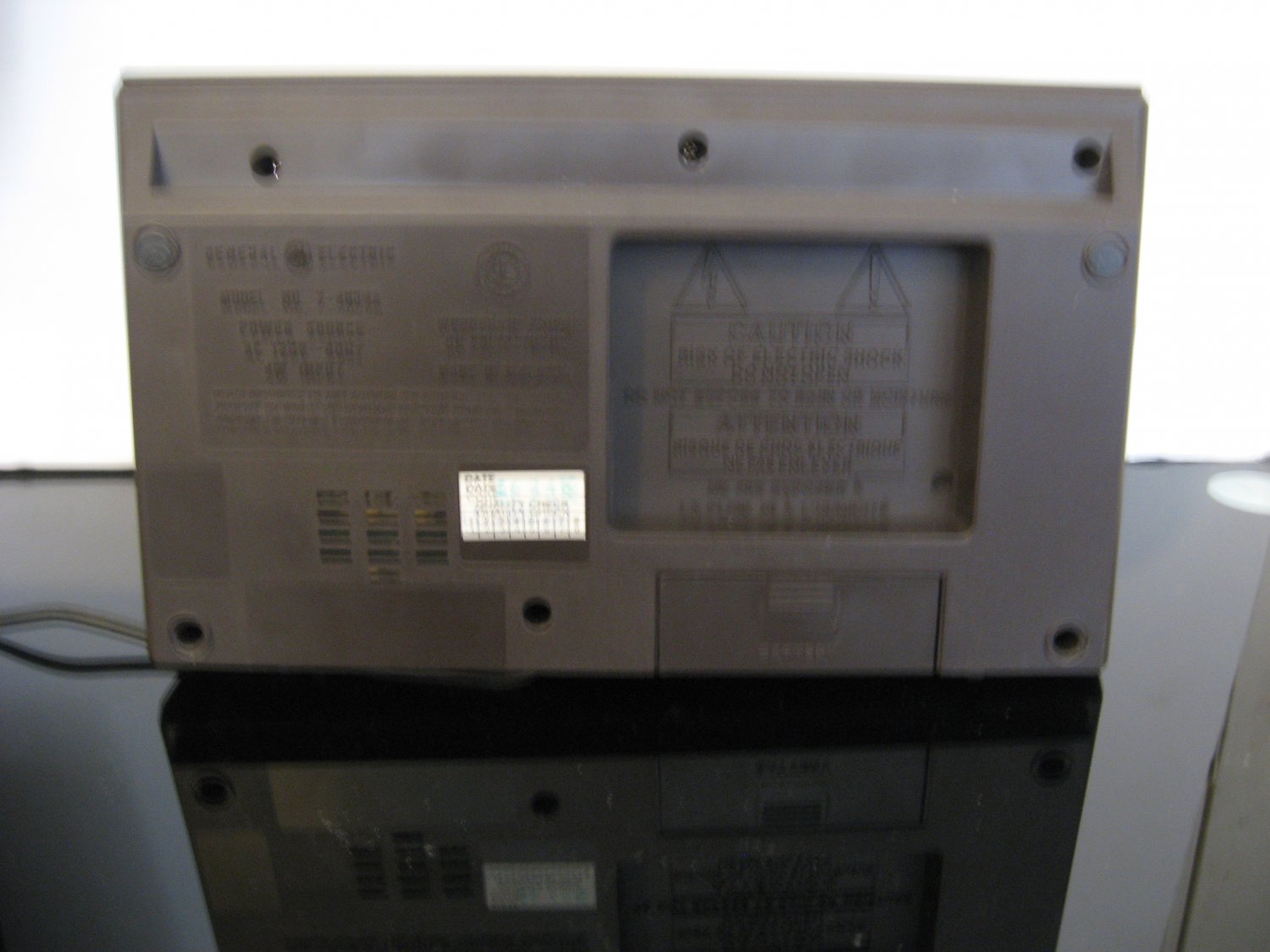 Vintage 1960's General Electric Digital Clock Radio Alarm Clock Model 74634B