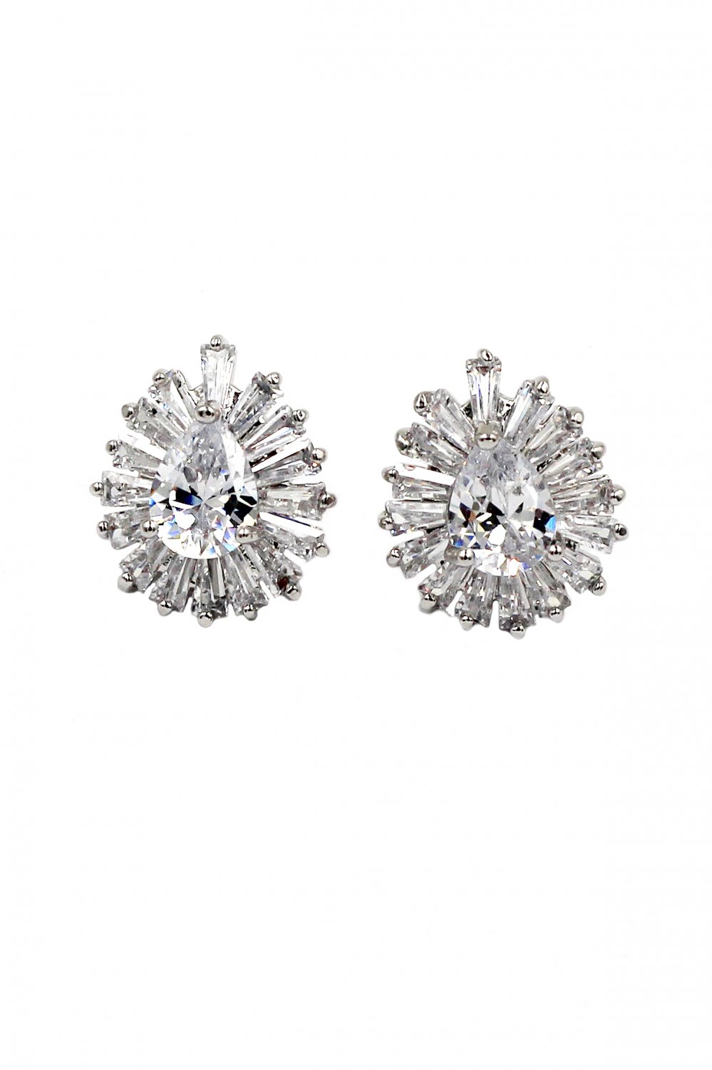 Noble crystal spider silver earrings