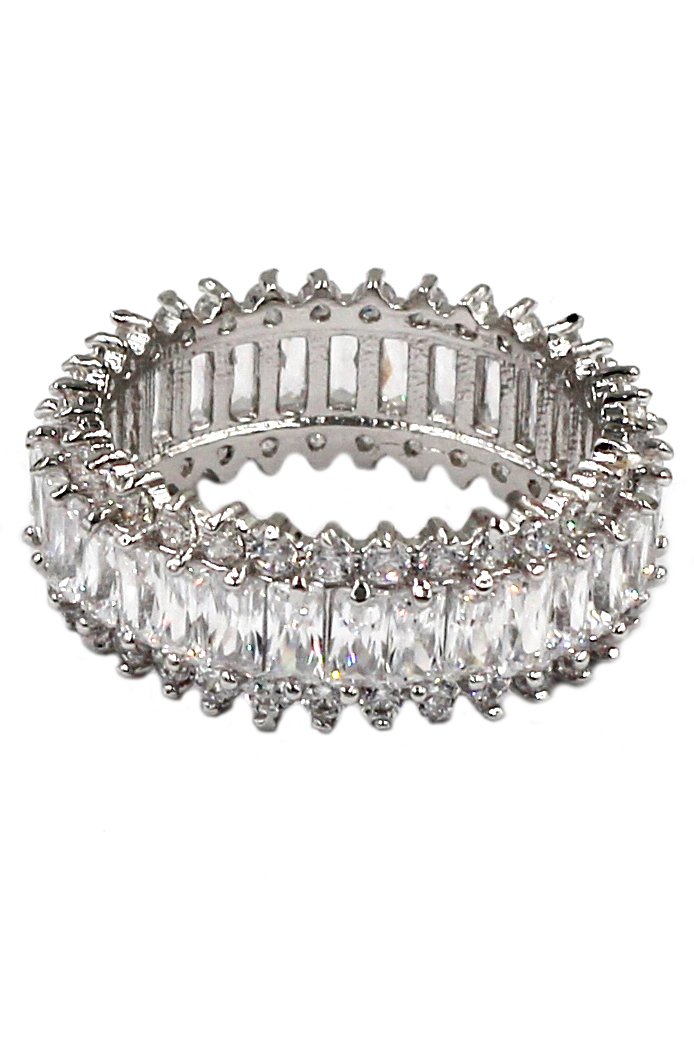 Crystal round silver ring