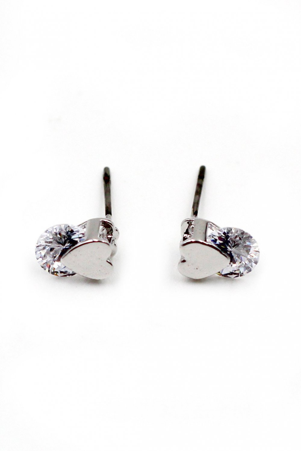 Silver fashion little heart crystal earrings