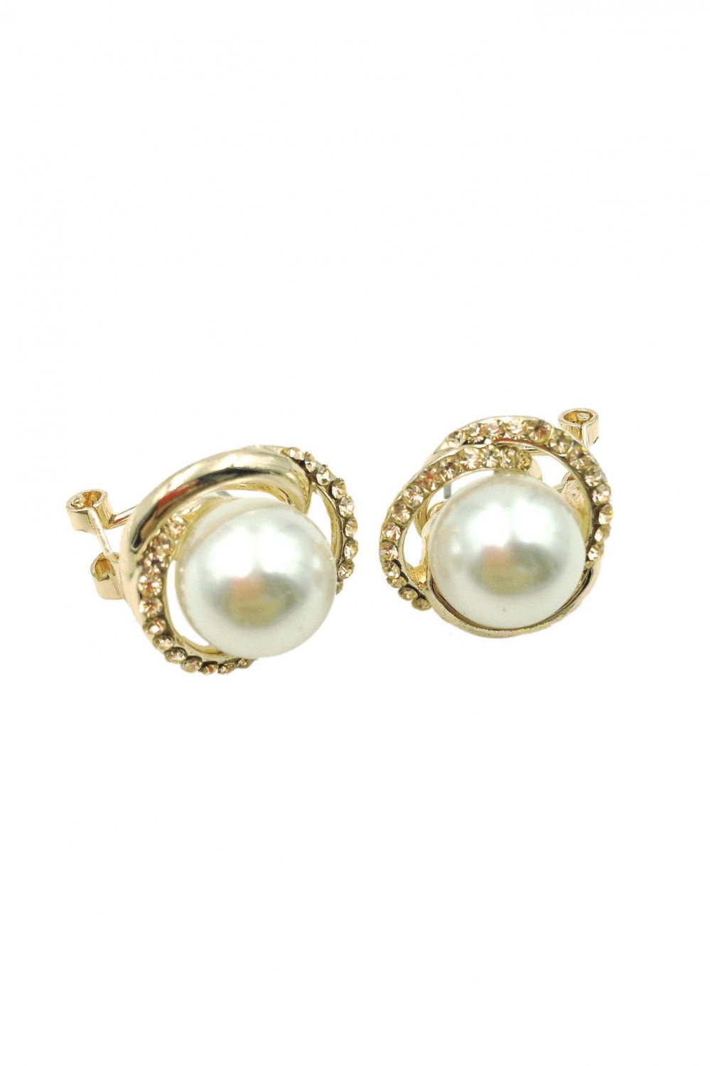 Gold fashion pearl earrings
