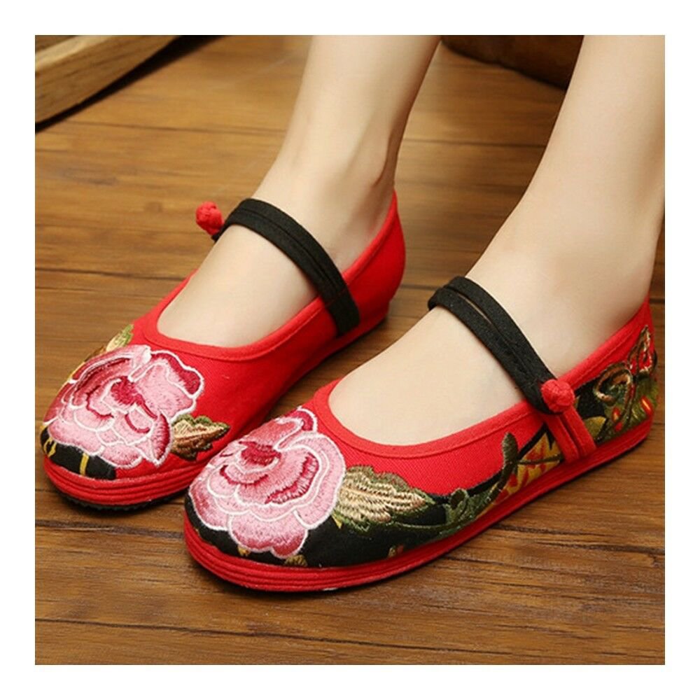 Old Beijing Embroidered Cloth Shoes Flat red
