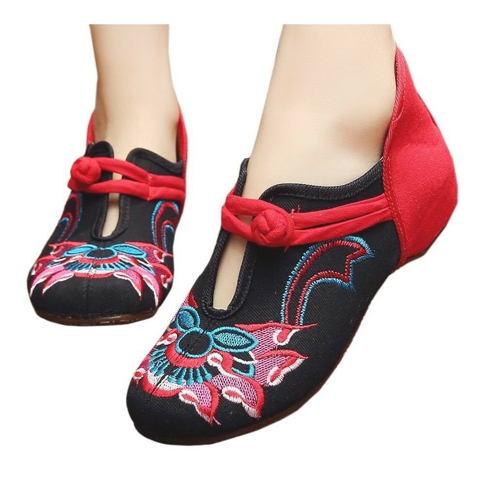 Old Beijing Cloth Shoes Embroidered Casual