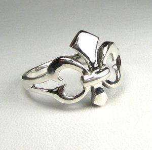 Sterling Silver Fleur de Lis Ring Size 9