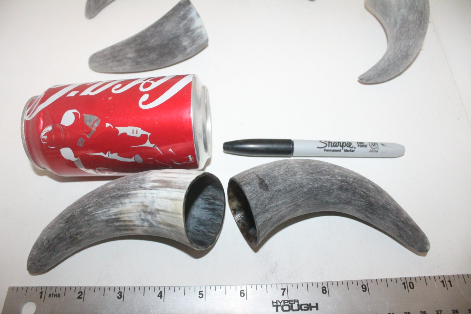 8 Cow horn tips 206 Raw unfinished cow horns