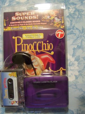 Pinocchio - 2 classic books with studio cassette player