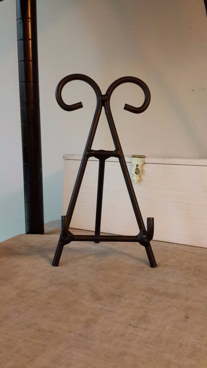 Easel Stand Holder SM Wrought Iron Amish Blacksmith