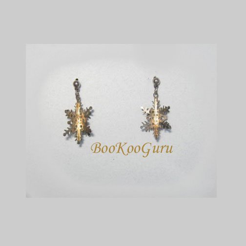3-D Snowflake Earrings, Vintage, Classic Style, Goldtone, BooKooGuru, Vintage Jewelry
