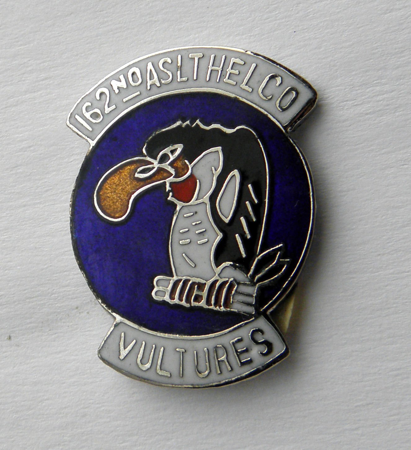 Vultures 162nd Air Assault Helicopter Company Us Army Ahc Lapel Pin
