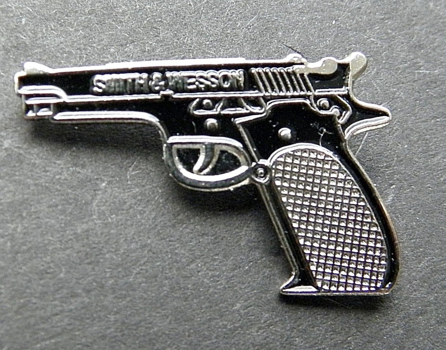 Smith & Wesson Black Pistol Gun  Lapel Pin Badge 1 Inch